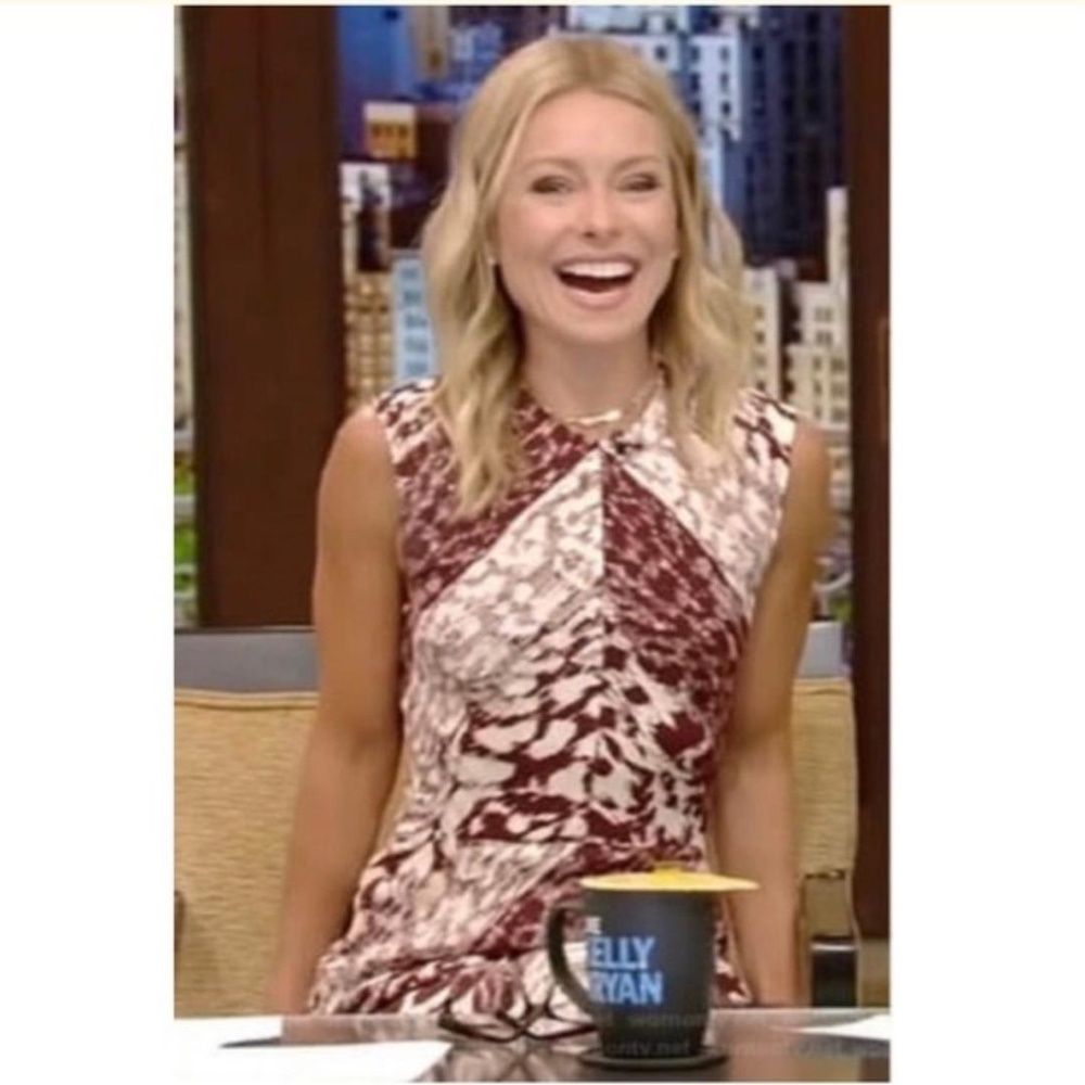 Victoria Beckham Leopard Print Maxi Dress - Picture 12 of 16